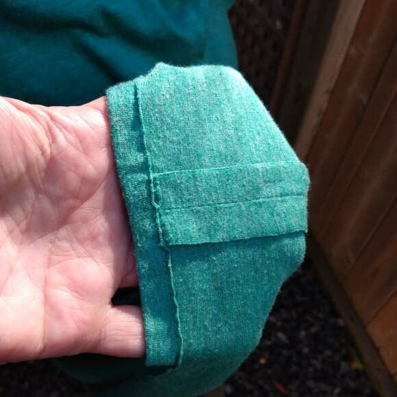 Handmade Green T-Shirt Dress Size Medium Mennonite Cape Prairie - Picture 11 of 12